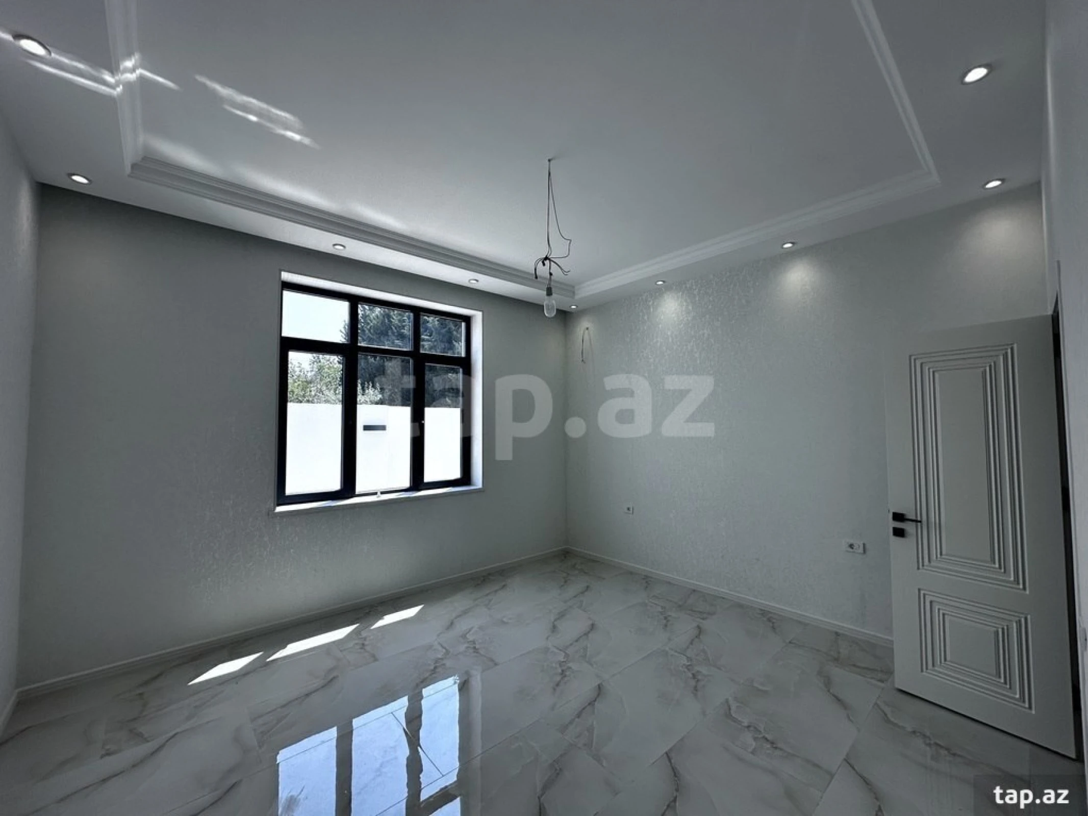 Satılır 3 otaqlı həyət evi