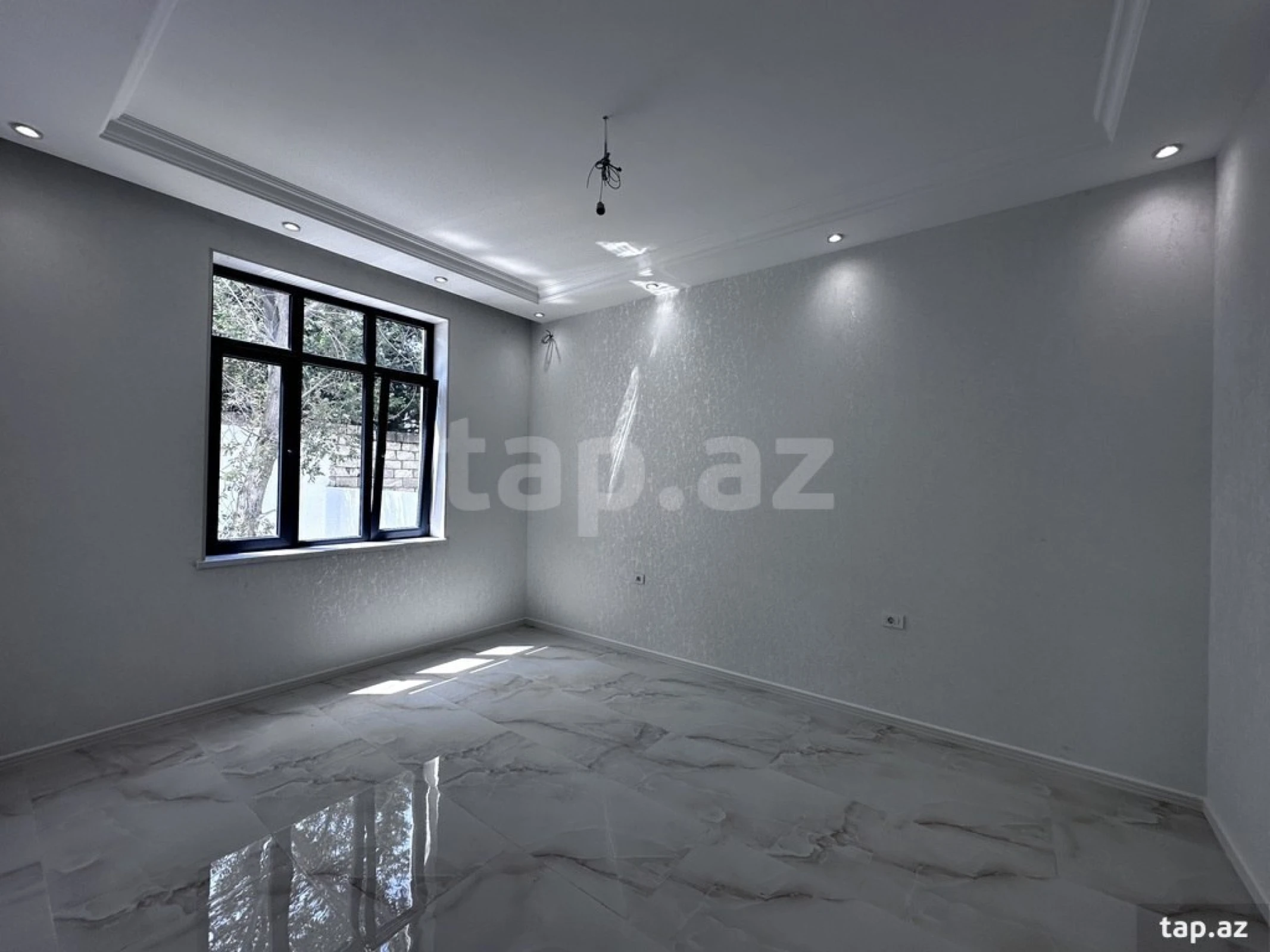 Satılır 3 otaqlı həyət evi