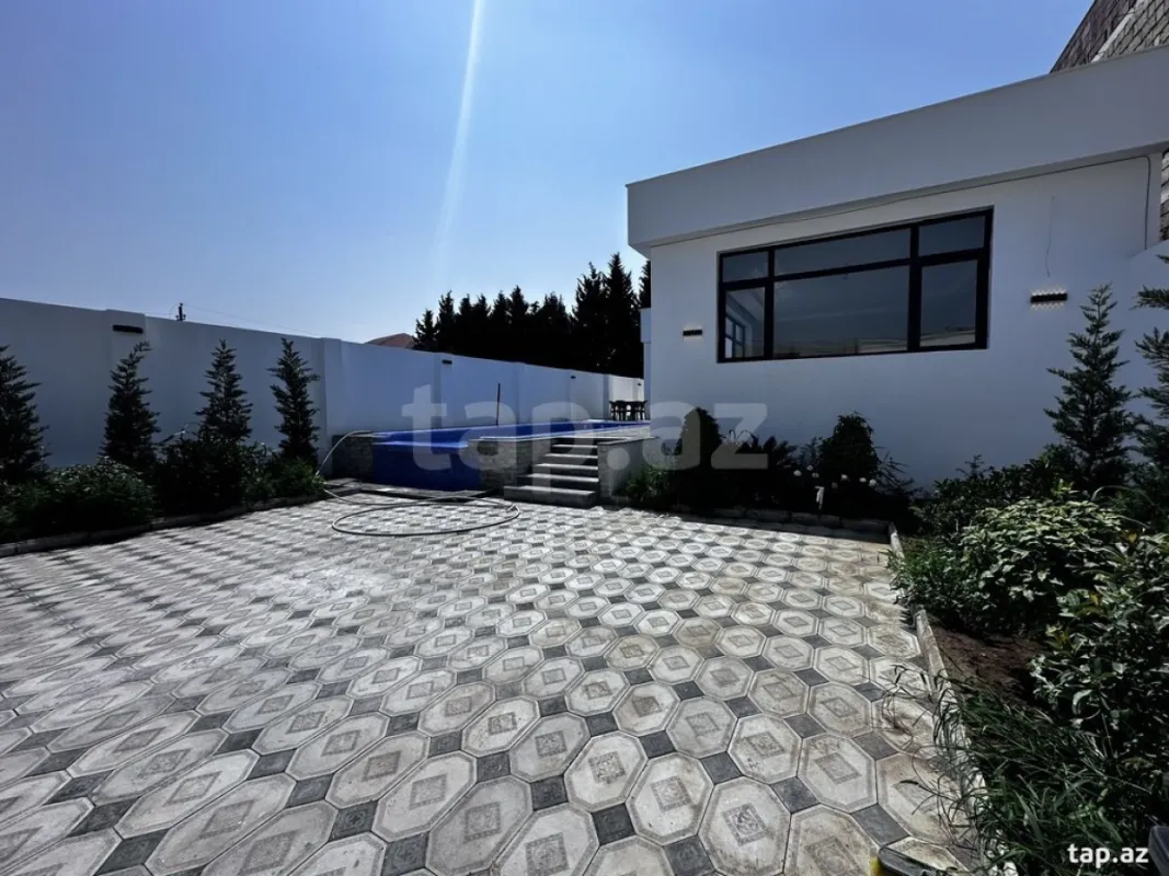 Satılır 3 otaqlı həyət evi