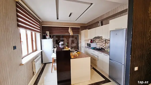 Satılır 4 otaqlı yeni tikili 132 m²