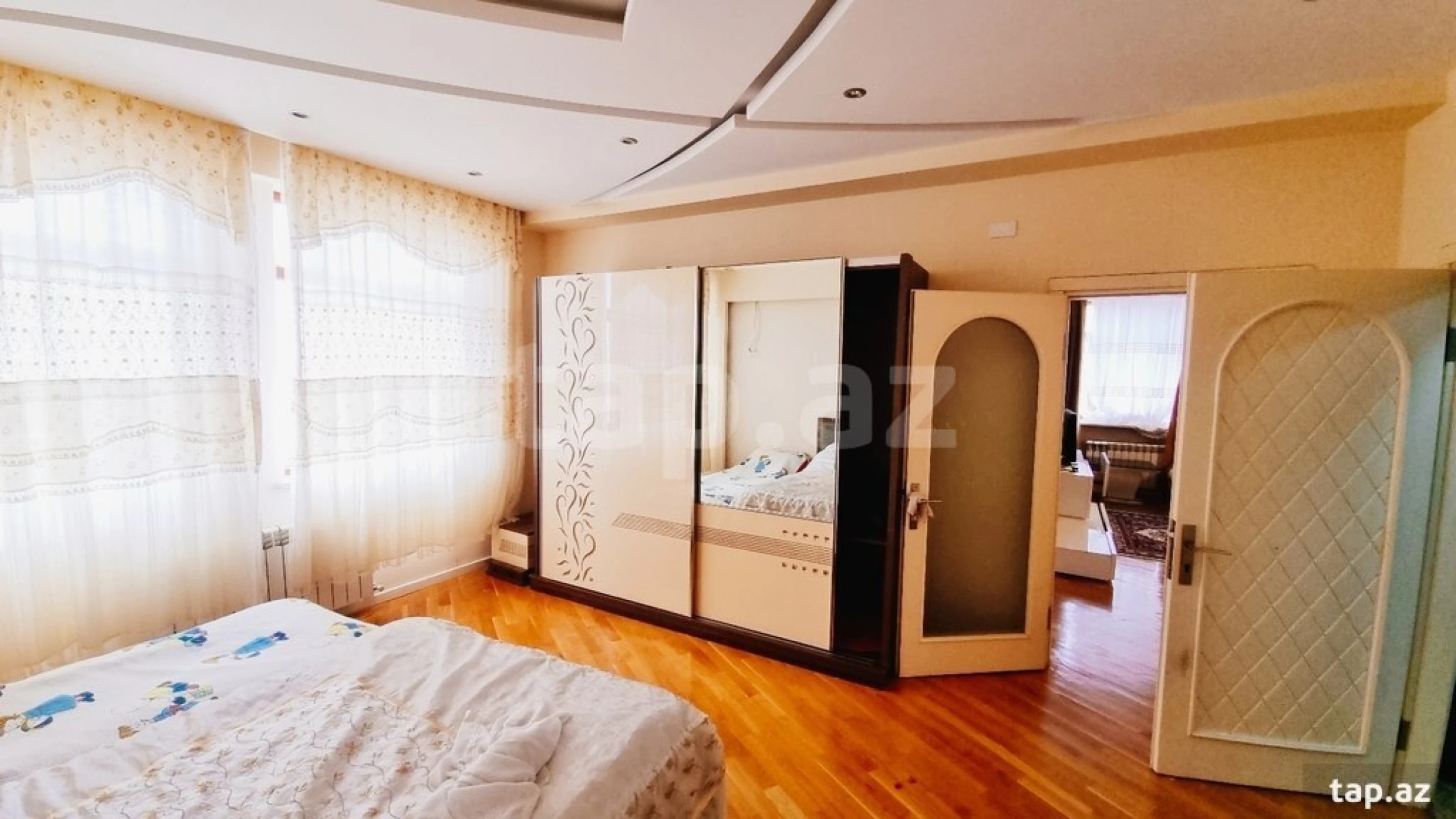 Satılır 4 otaqlı yeni tikili 132 m²