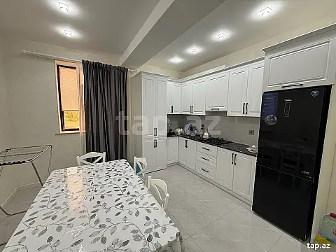 Satılır 3 otaqlı yeni tikili 92 m²