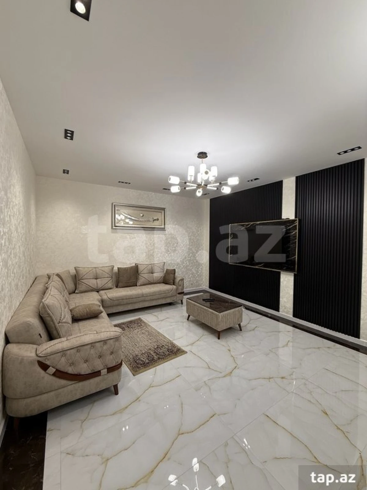 Kirayə verilir 5 otaqlı həyət evi