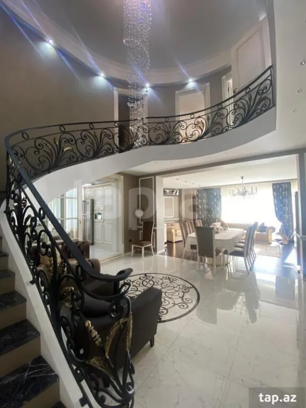 Satılır 4 otaqlı yeni tikili 170 m²