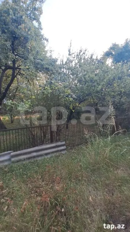 Satılır 4 otaqlı həyət evi