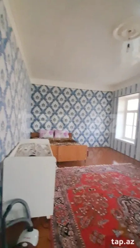 Satılır 4 otaqlı həyət evi