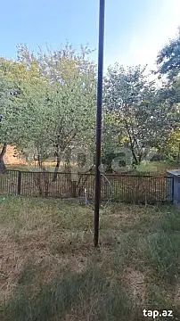 Satılır 4 otaqlı həyət evi