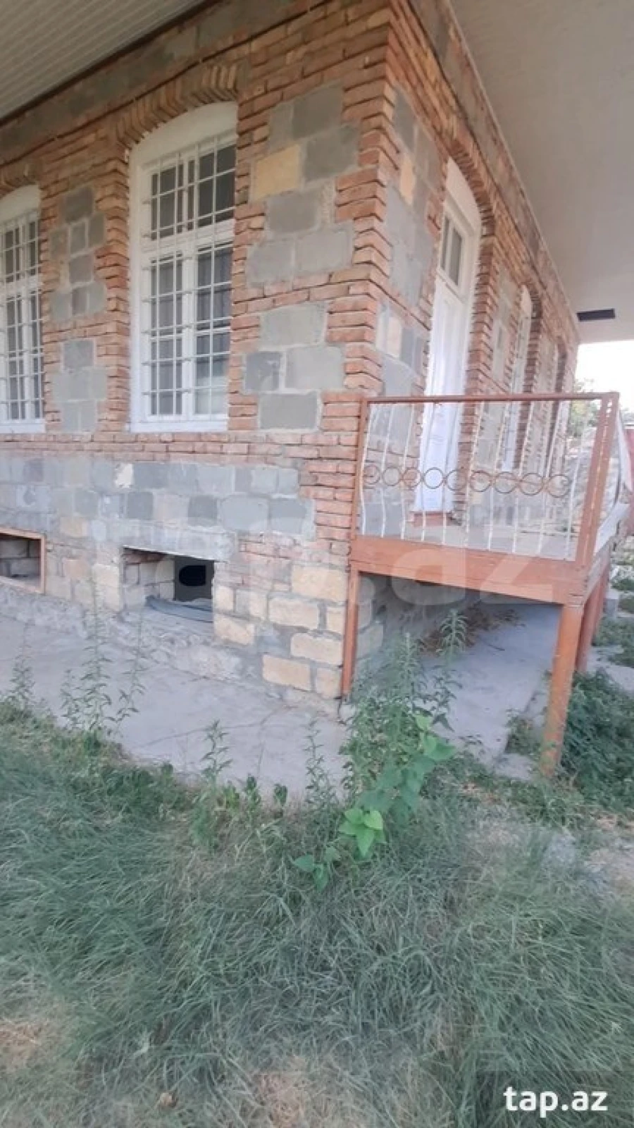 Satılır 4 otaqlı həyət evi