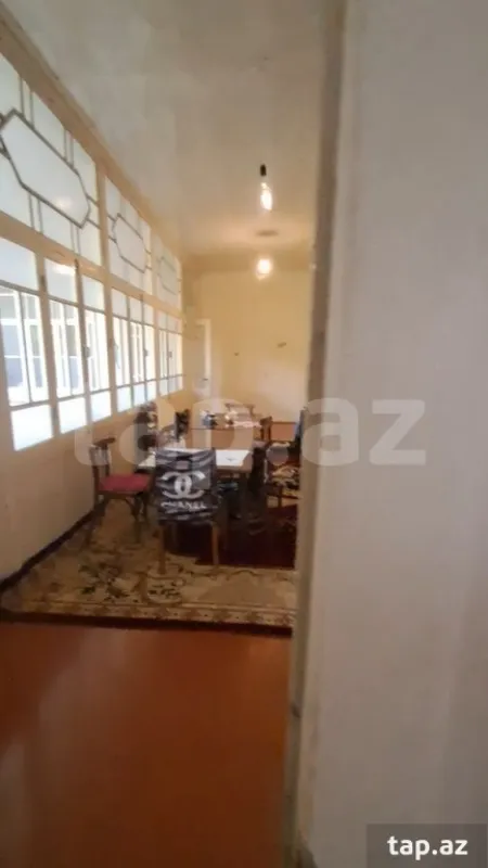 Satılır 4 otaqlı həyət evi