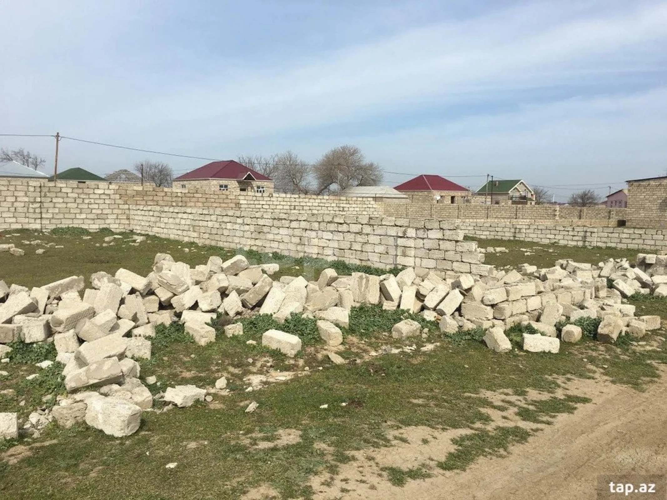 Satılır torpaq sahəsi