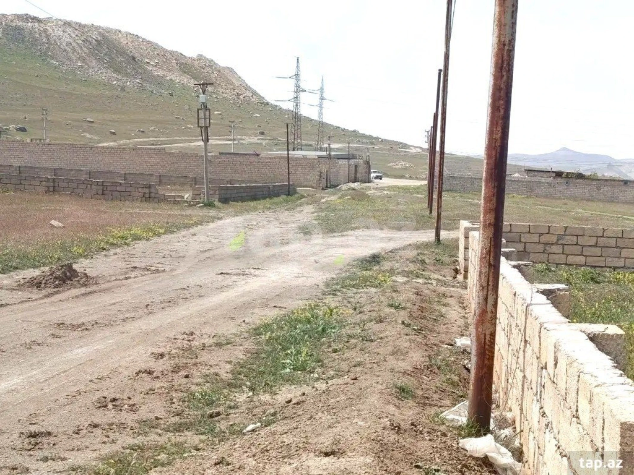 Satılır torpaq sahəsi