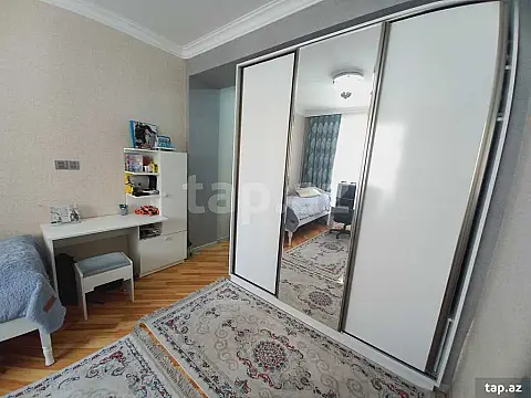 Satılır 3 otaqlı yeni tikili 120 m²