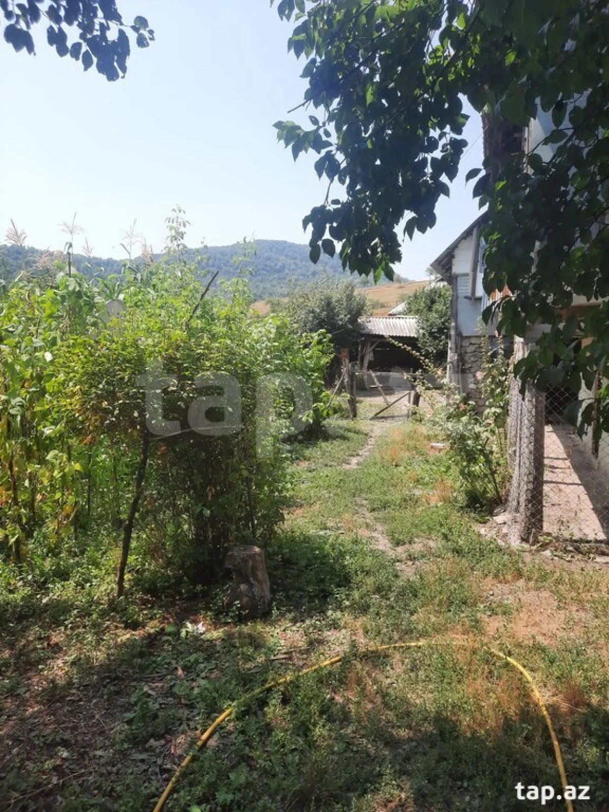 Satılır 3 otaqlı həyət evi