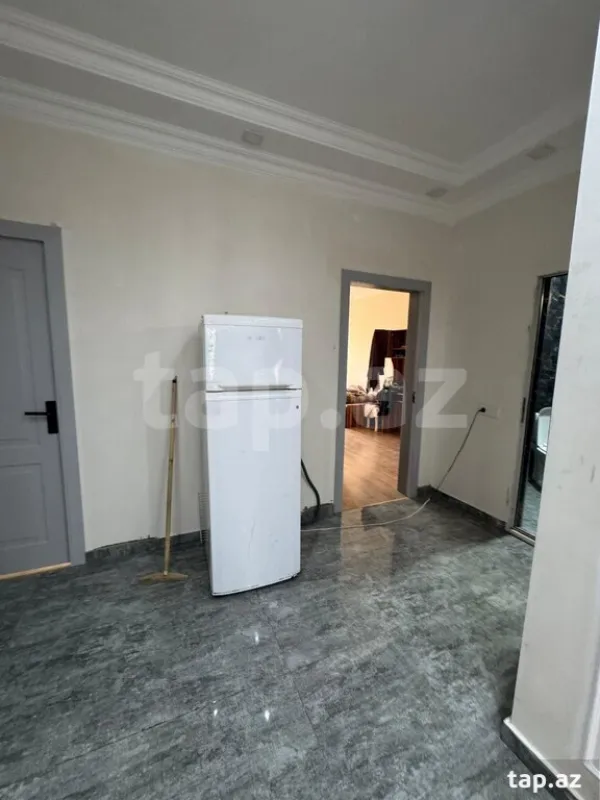 Kirayə verilir 4 otaqlı həyət evi