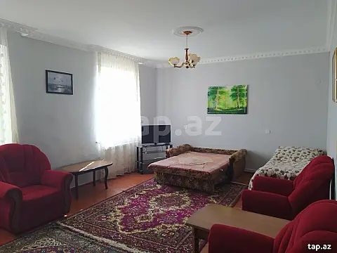 Satılır 5 otaqlı həyət evi 150 m²