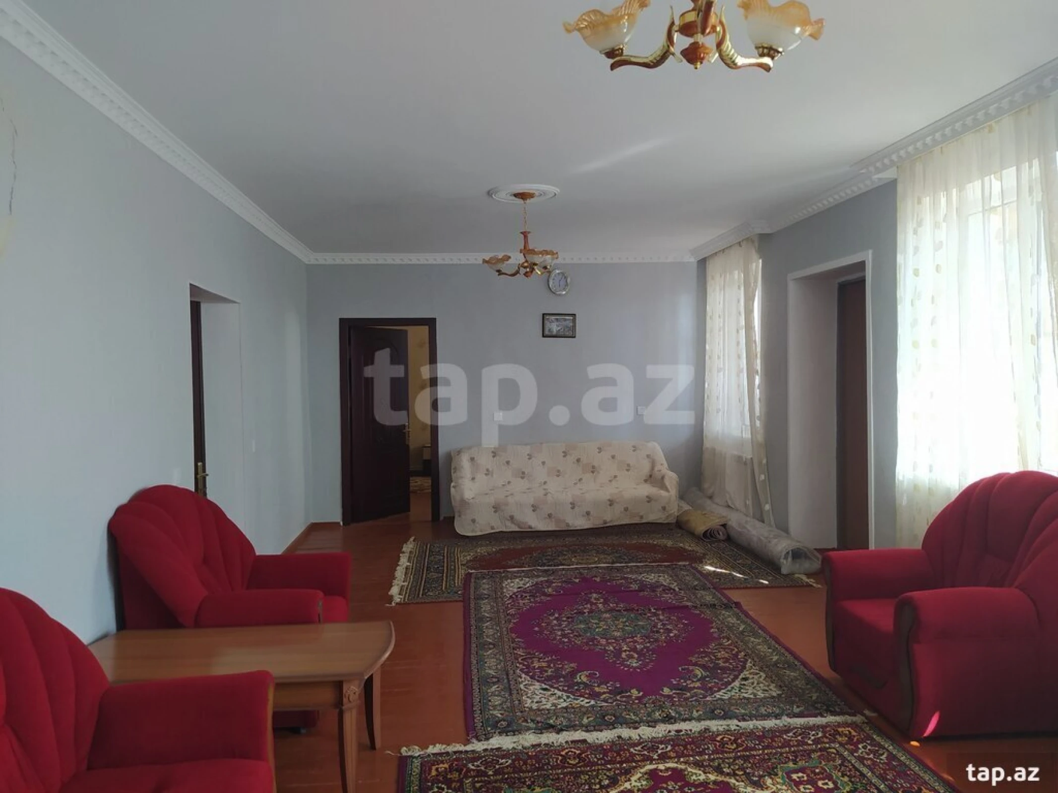 Satılır 5 otaqlı həyət evi 150 m²