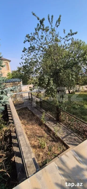 Satılır 5 otaqlı həyət evi 150 m²