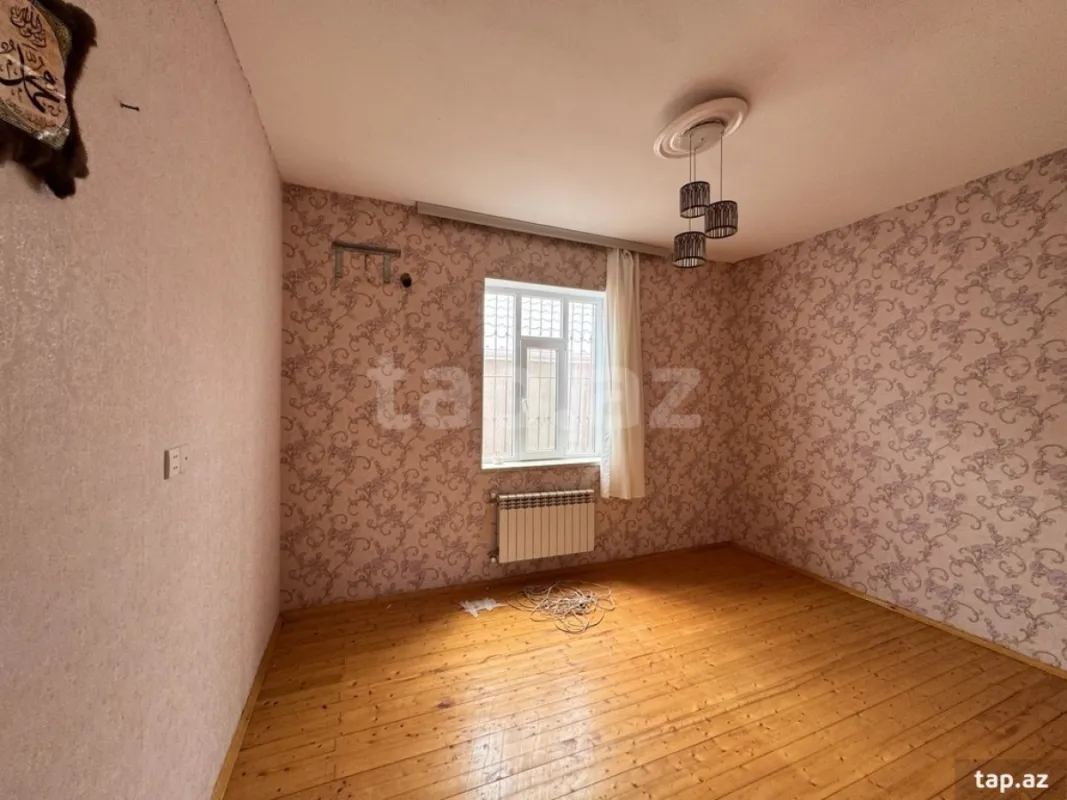 Satılır 4 otaqlı həyət evi