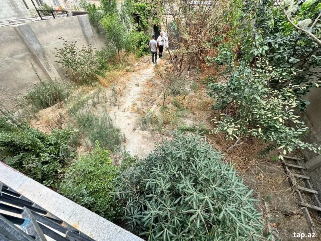 Satılır 4 otaqlı həyət evi