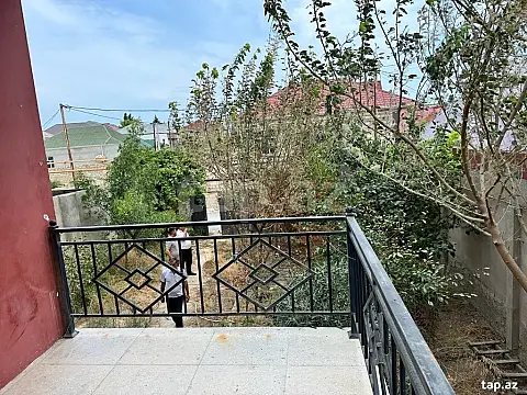 Satılır 4 otaqlı həyət evi