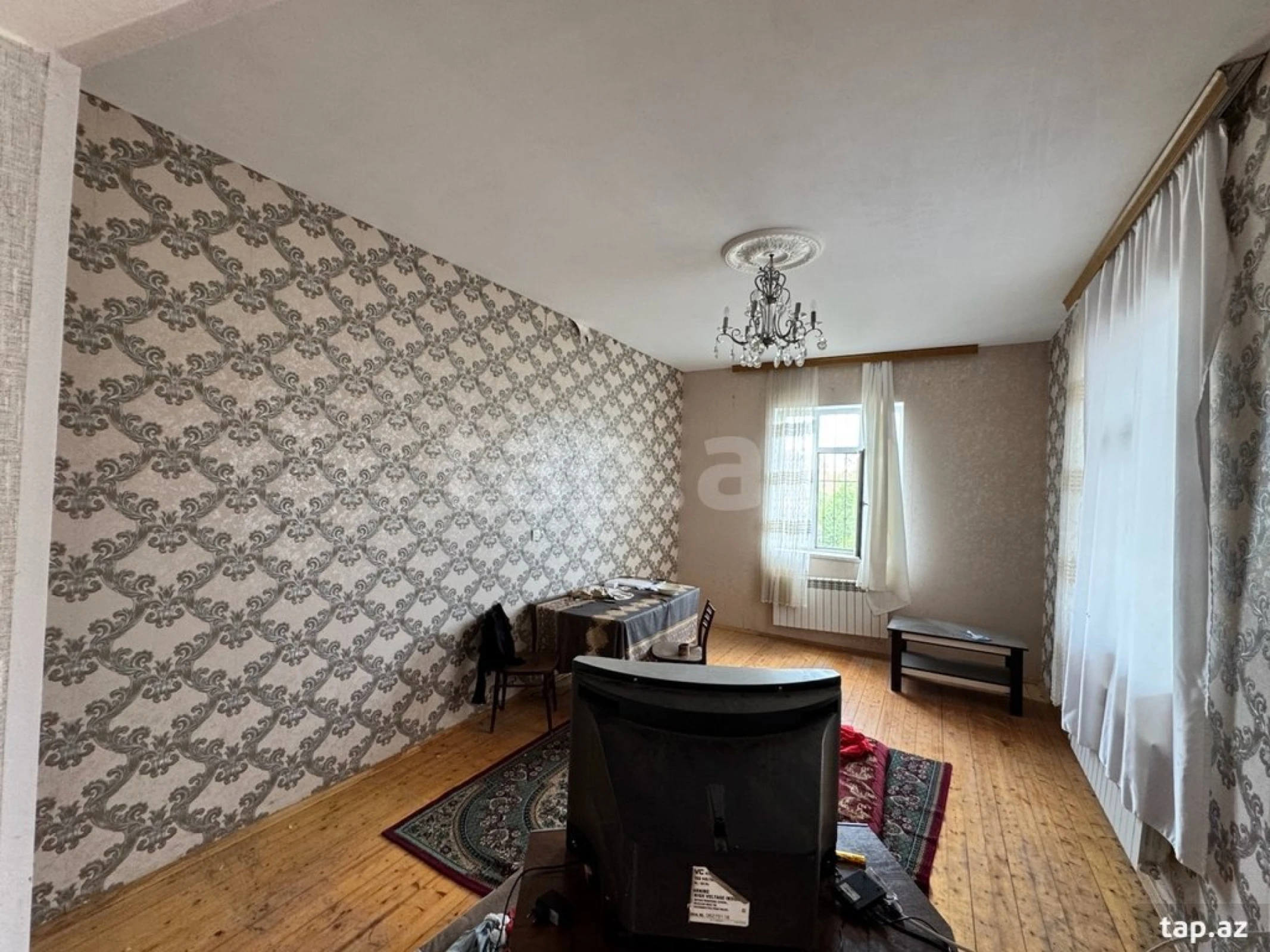 Satılır 4 otaqlı həyət evi