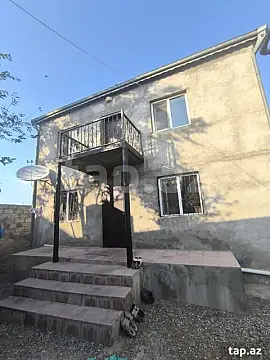 Satılır 10 otaqlı həyət evi