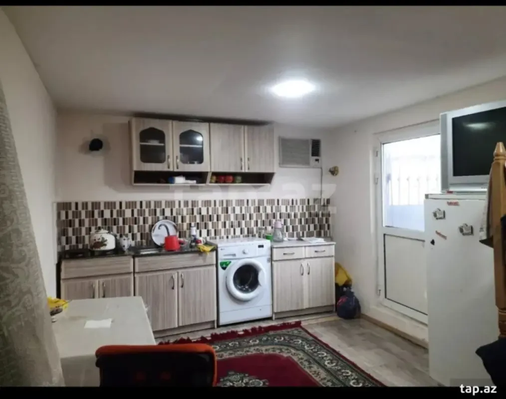 Kirayə verilir 1 otaqlı həyət evi 20 m²