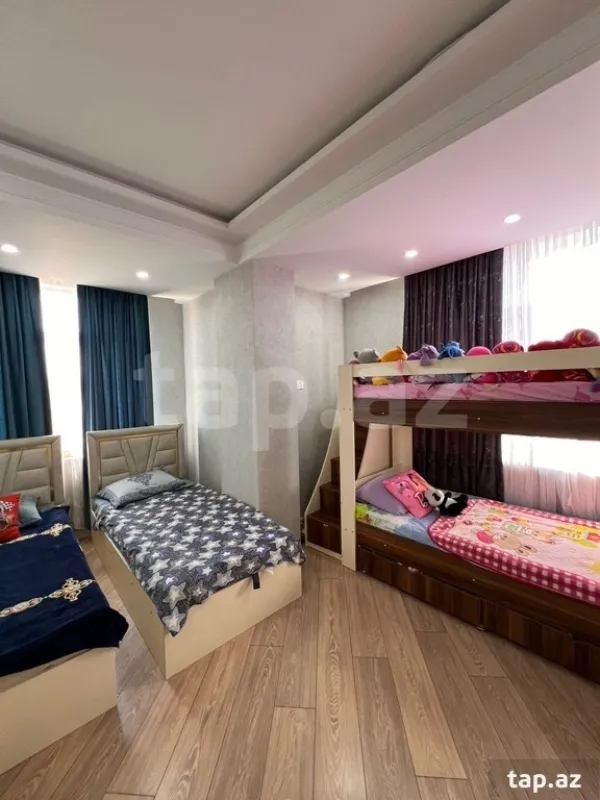 Satılır 3 otaqlı yeni tikili 84 m²