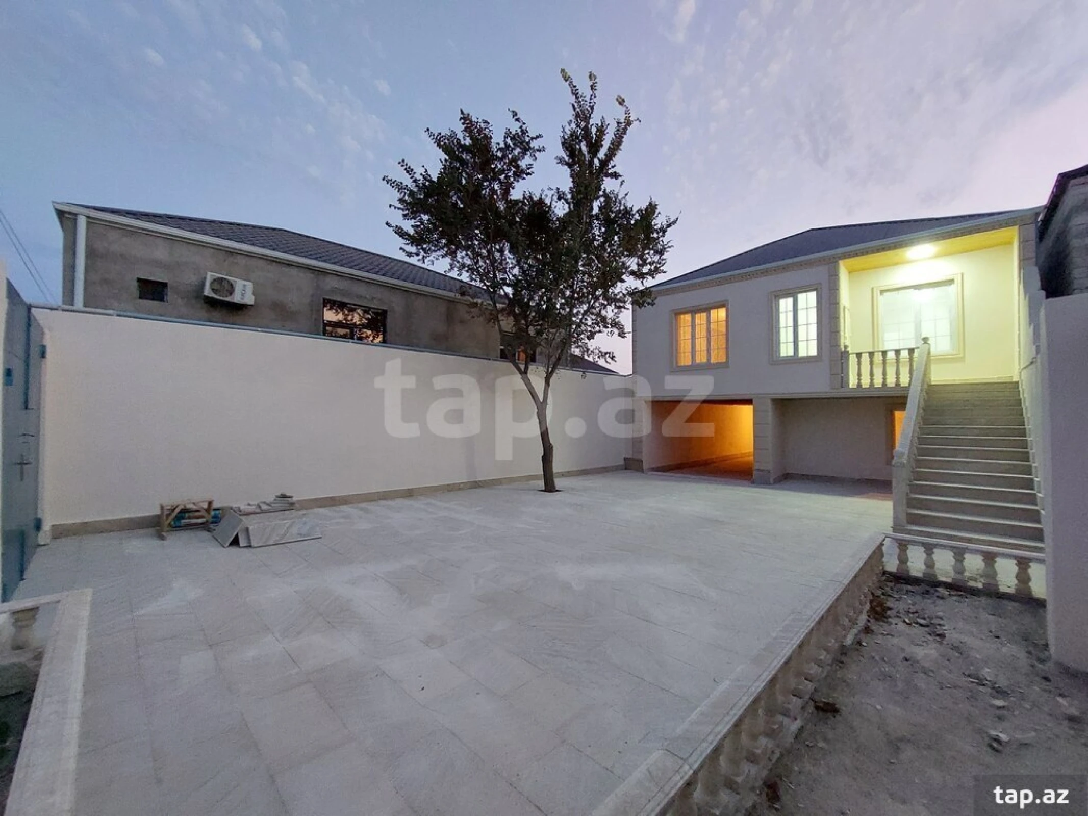 Satılır 3 otaqlı həyət evi