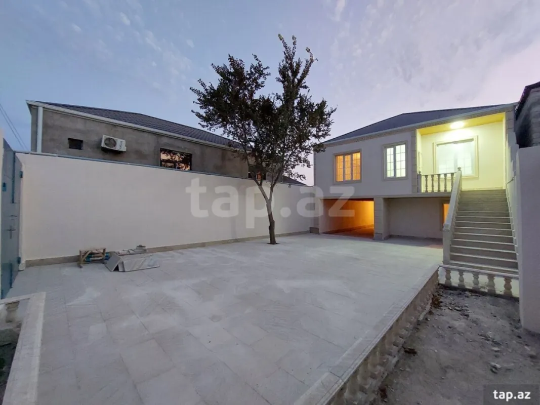 Satılır 3 otaqlı həyət evi