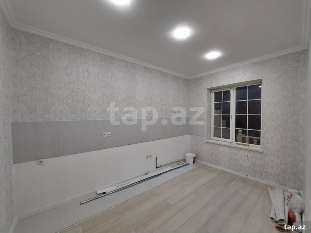 Satılır 3 otaqlı həyət evi