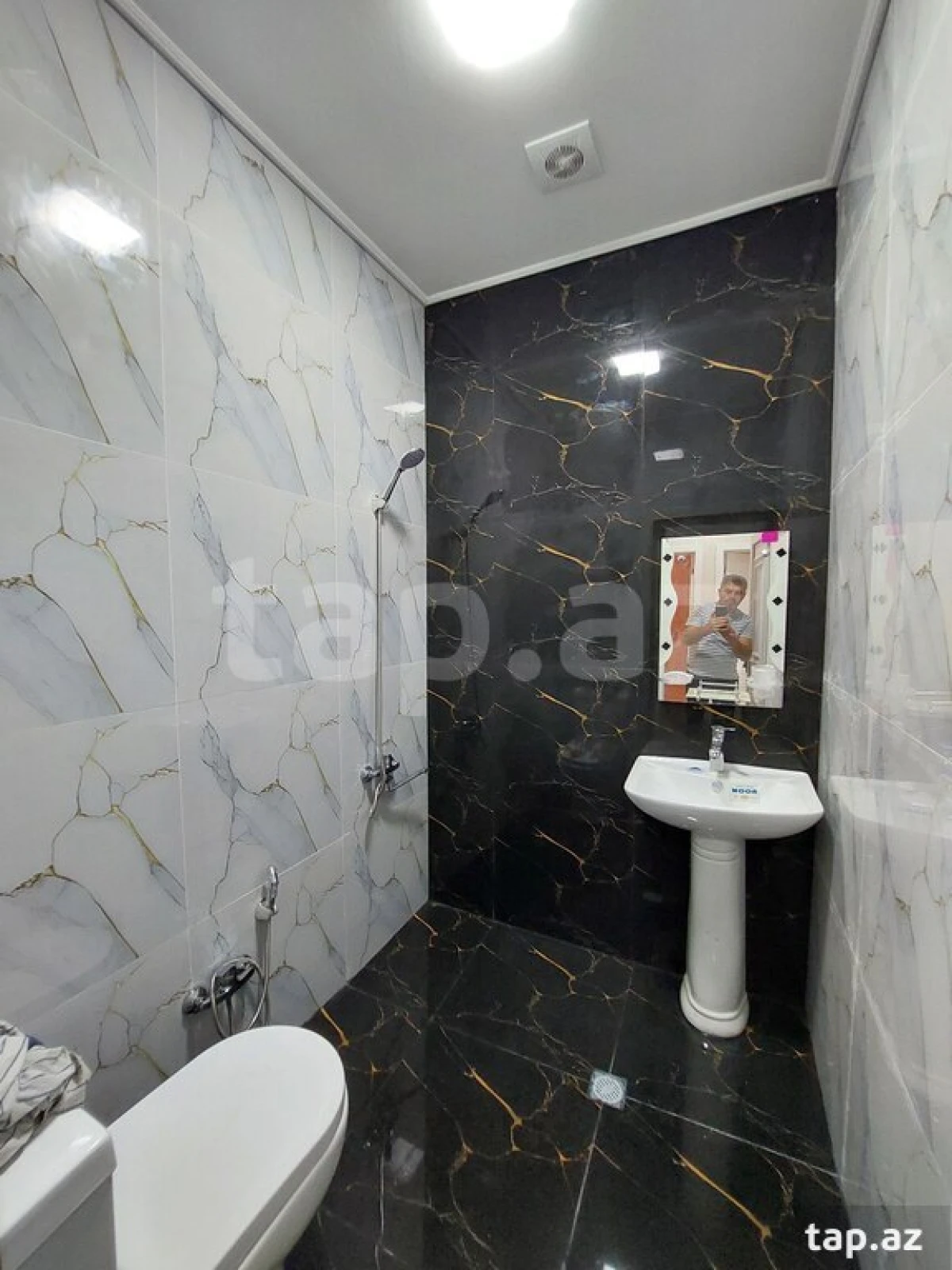 Satılır 3 otaqlı həyət evi