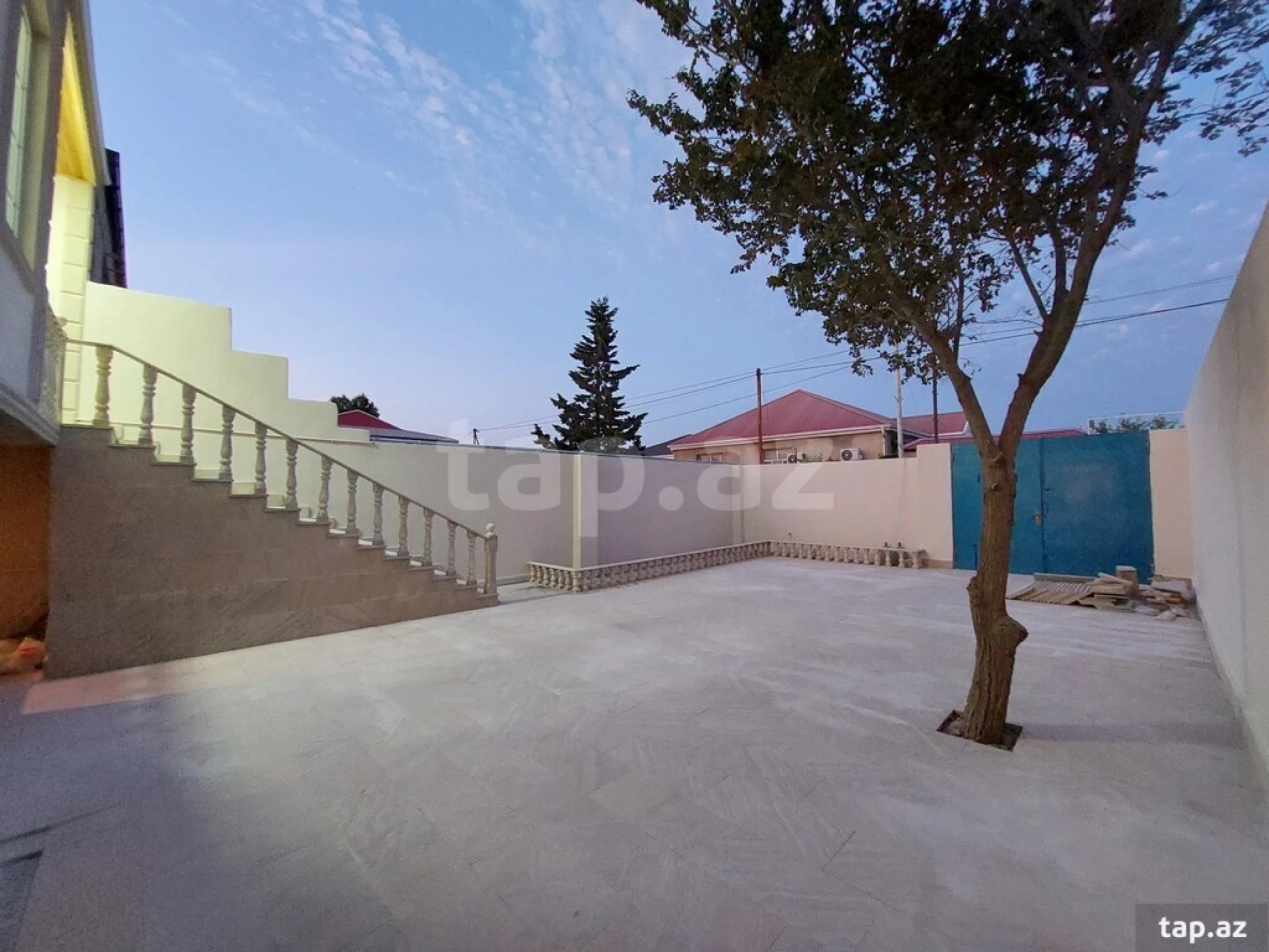 Satılır 3 otaqlı həyət evi