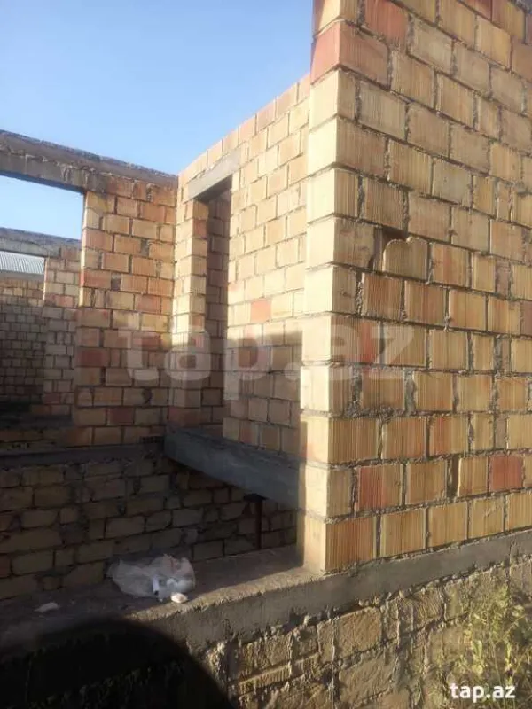 Satılır 4 otaqlı həyət evi