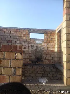 Satılır 4 otaqlı həyət evi