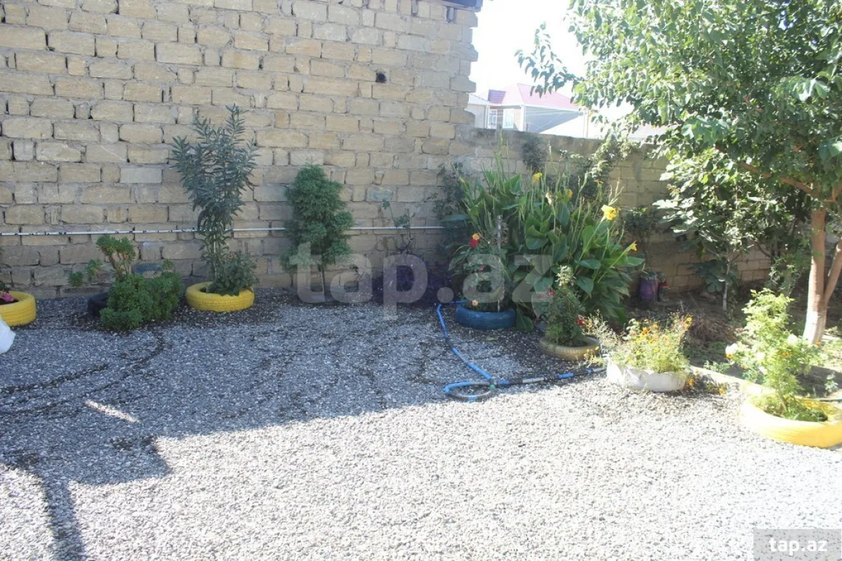Satılır 2 otaqlı həyət evi