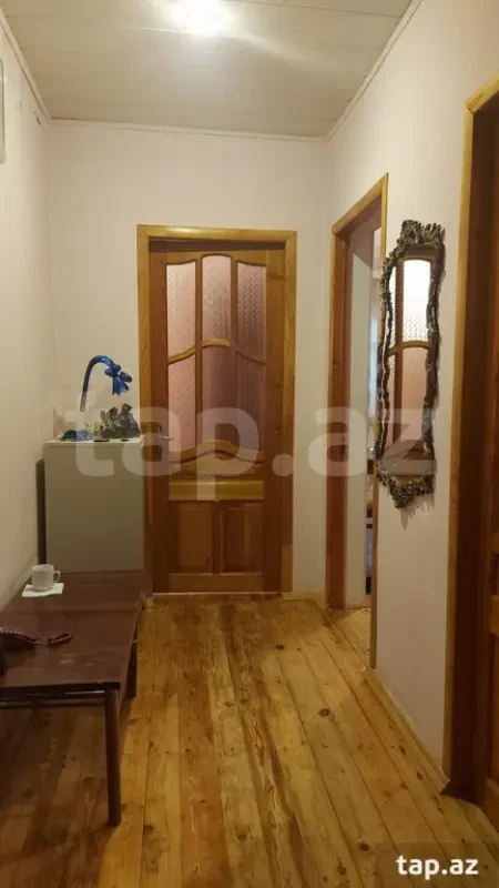 Satılır 4 otaqlı həyət evi 50 m²