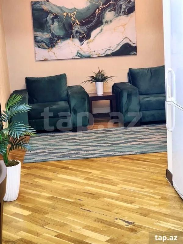 Kirayə verilir 3 otaqlı yeni tikili 110 m²