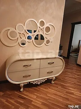 Kirayə verilir 3 otaqlı yeni tikili 110 m²