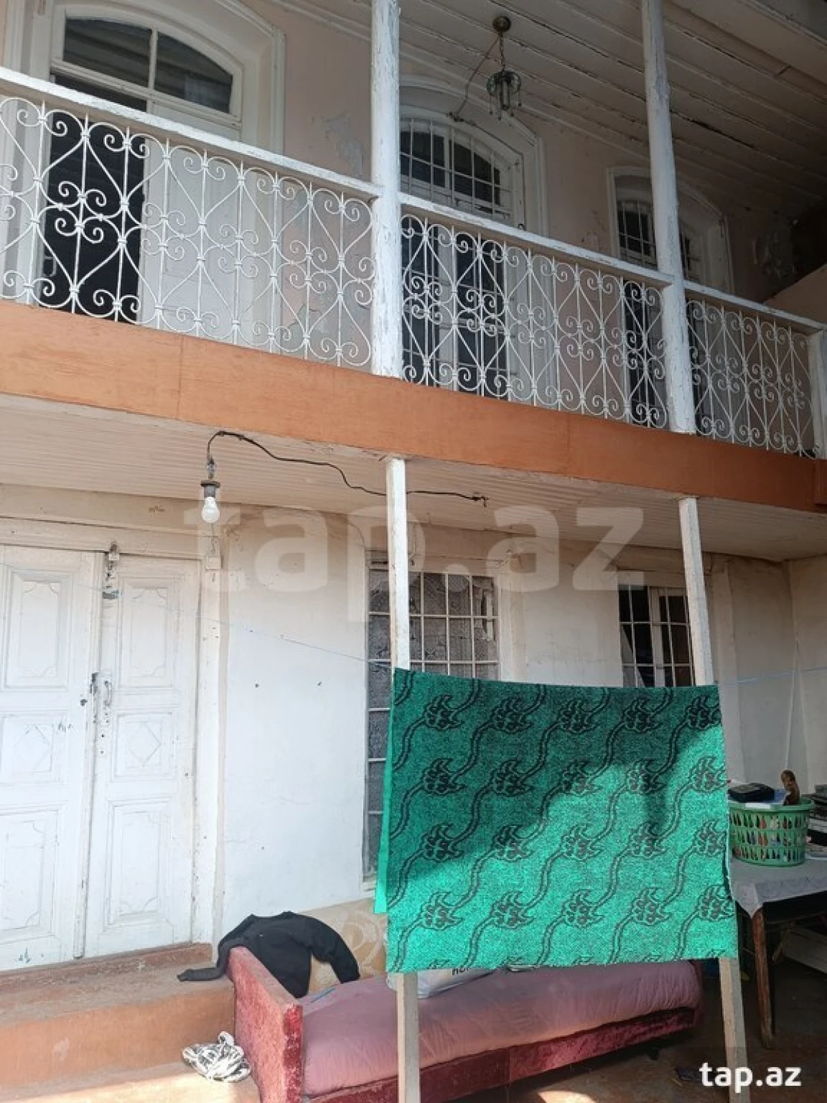 Satılır 4 otaqlı həyət evi 100 m²
