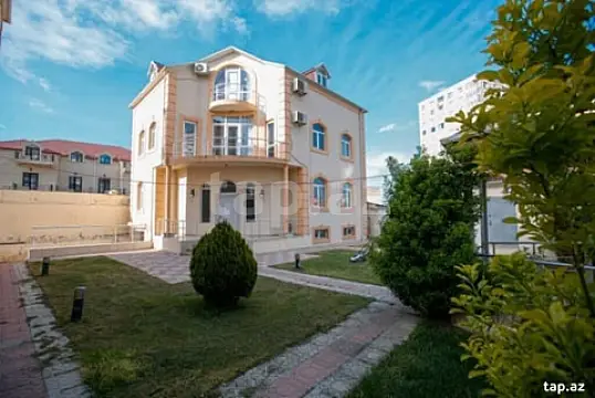 Kirayə verilir 8 otaqlı həyət evi — Bakı, Badamdar 8 otaq