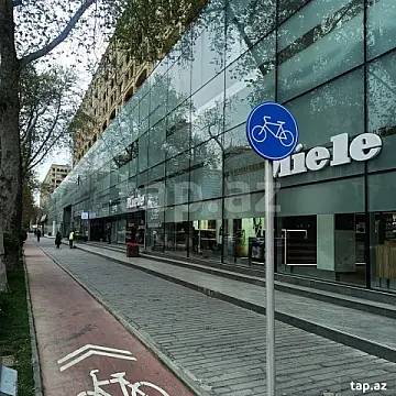 Kirayə verilir ofis — Bakı