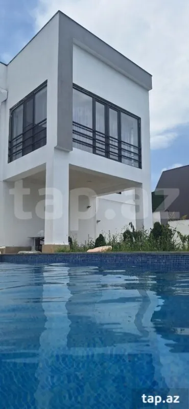 Kirayə verilir 7 otaqlı həyət evi 195 m²