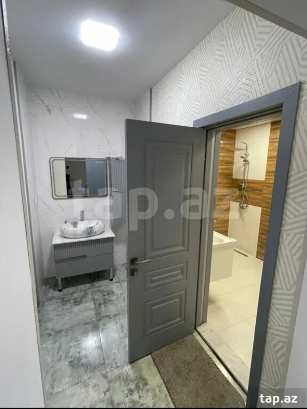 Kirayə verilir 7 otaqlı həyət evi 195 m²
