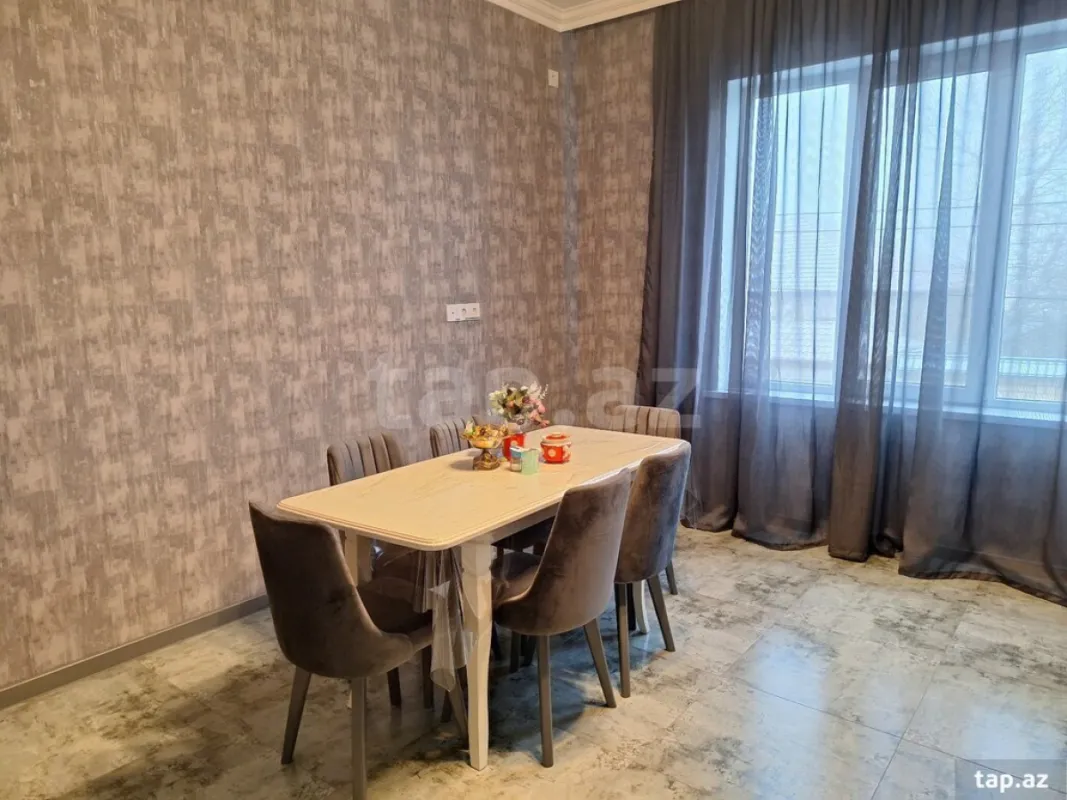 Kirayə verilir 7 otaqlı həyət evi 195 m²