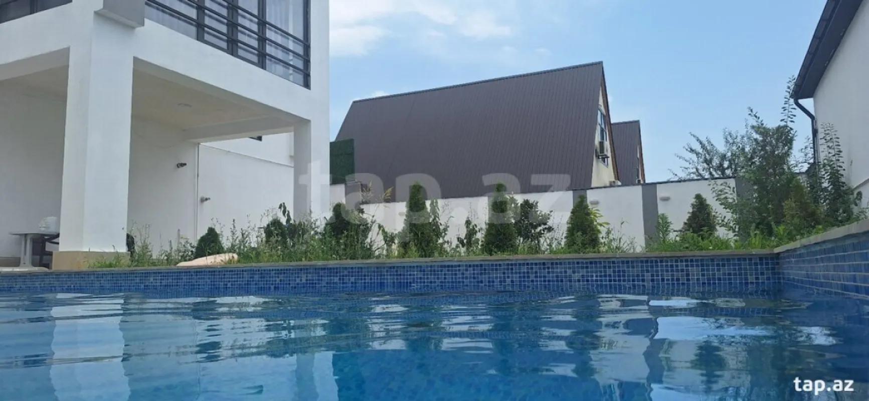 Kirayə verilir 7 otaqlı həyət evi 195 m²