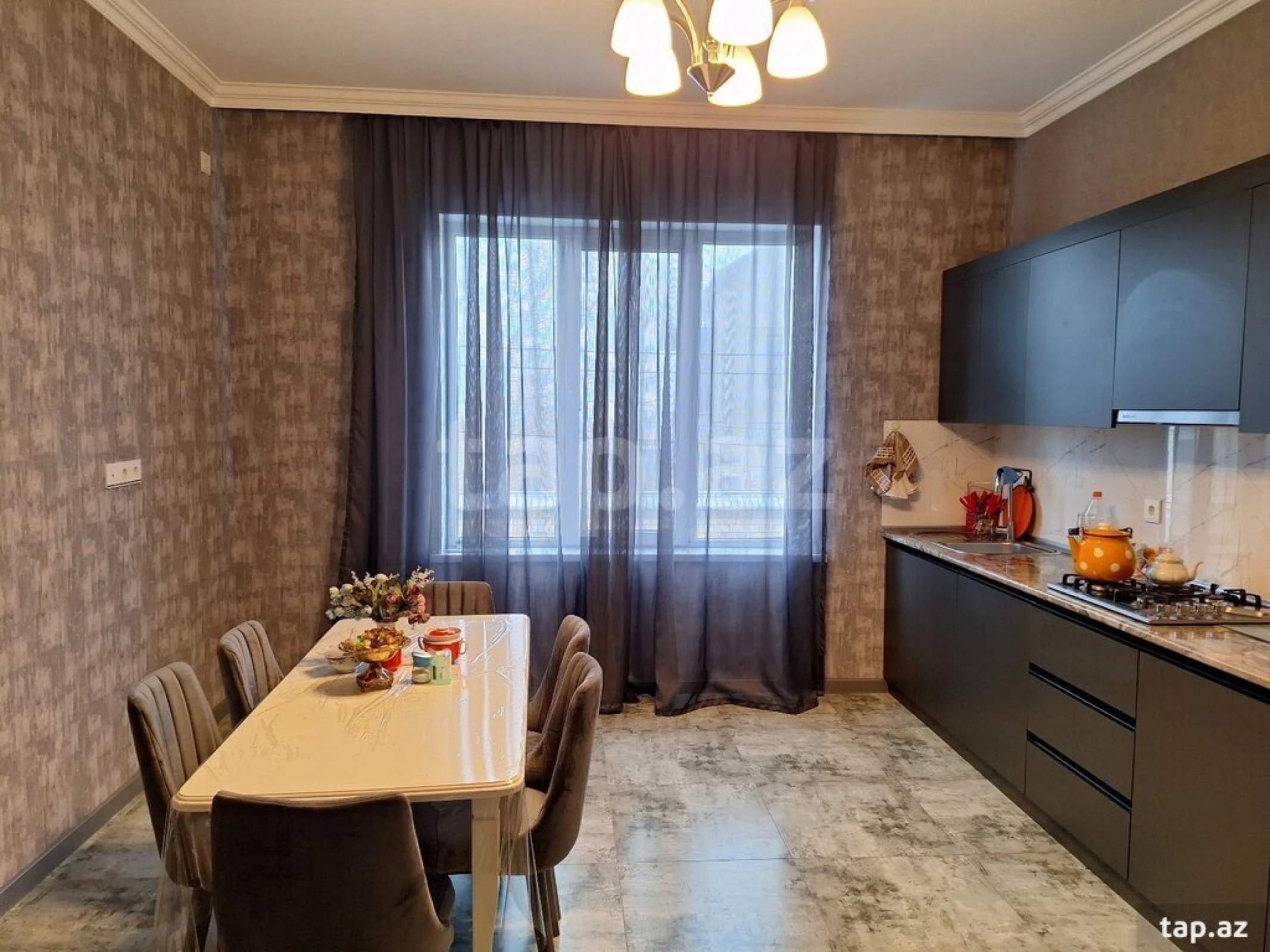 Kirayə verilir 7 otaqlı həyət evi 195 m²