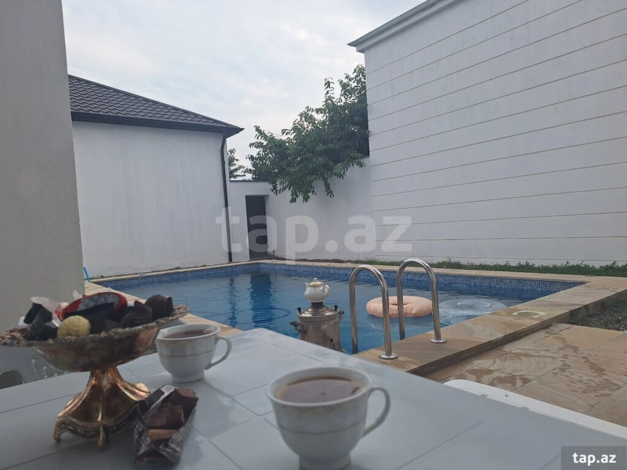 Kirayə verilir 7 otaqlı həyət evi 195 m²