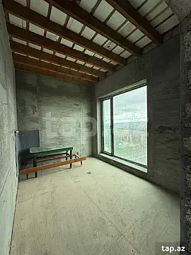 Satılır 9 otaqlı həyət evi