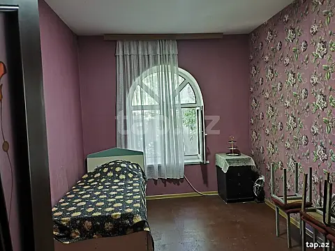 Satılır 4 otaqlı həyət evi